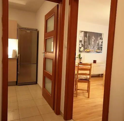 Leoapart Czysta 아파트 *